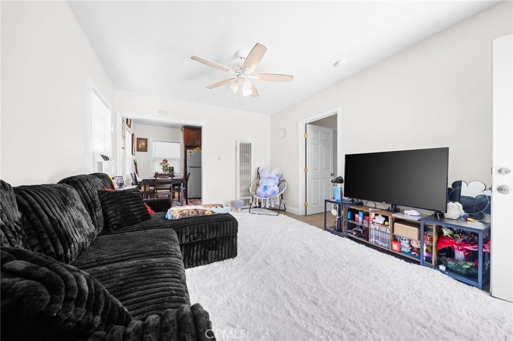 480 W 18th St
