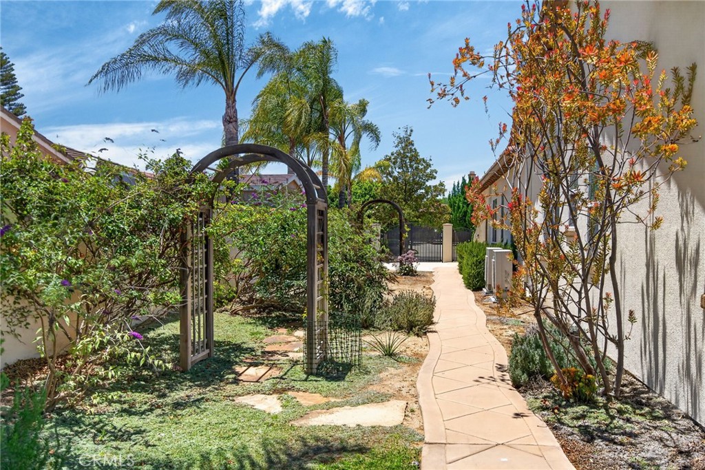 8059 Terraza Court