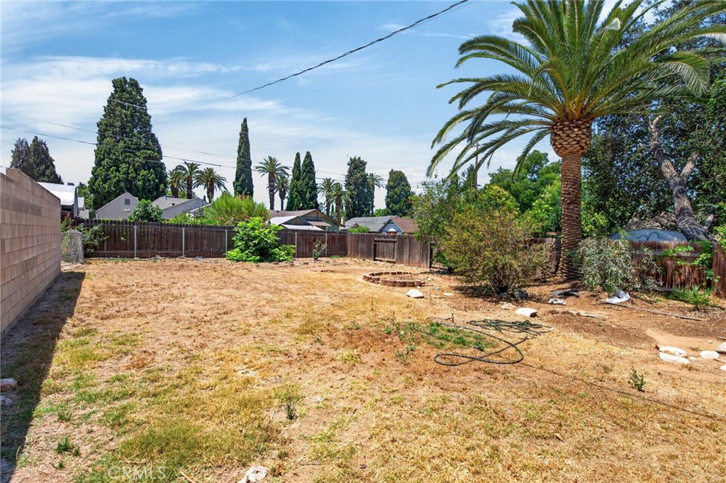 3956 Beechwood