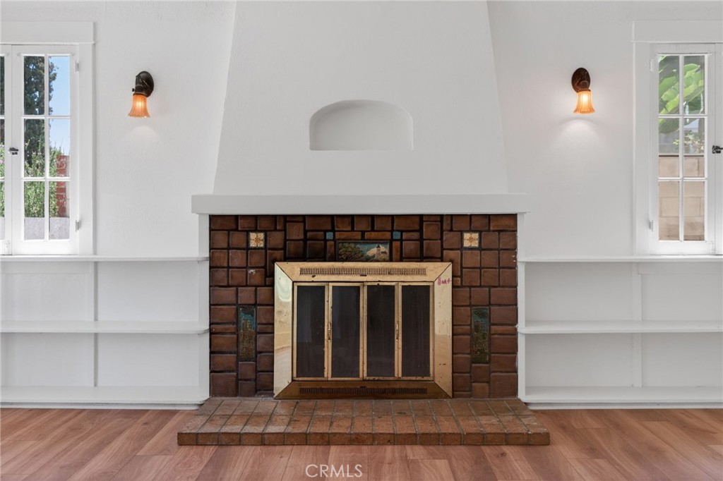 3956 Beechwood