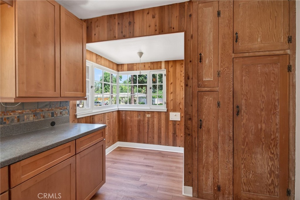 3956 Beechwood