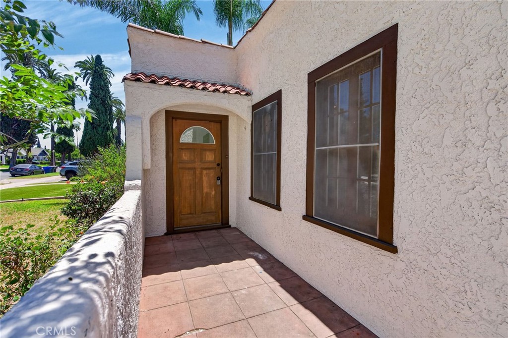 3956 Beechwood