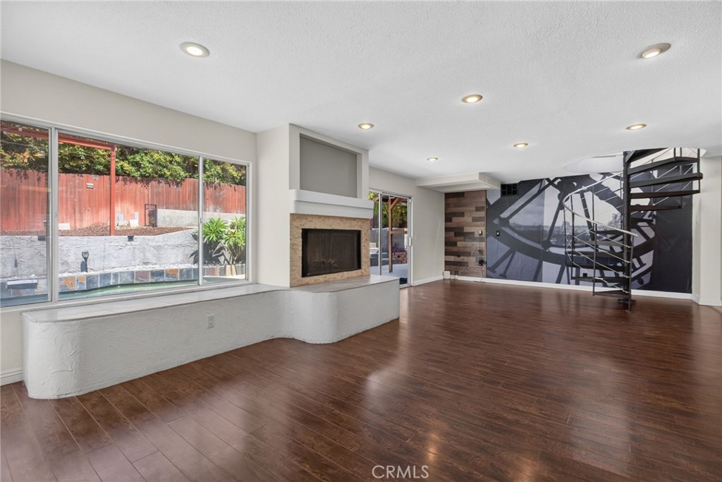 11610 Cornell
