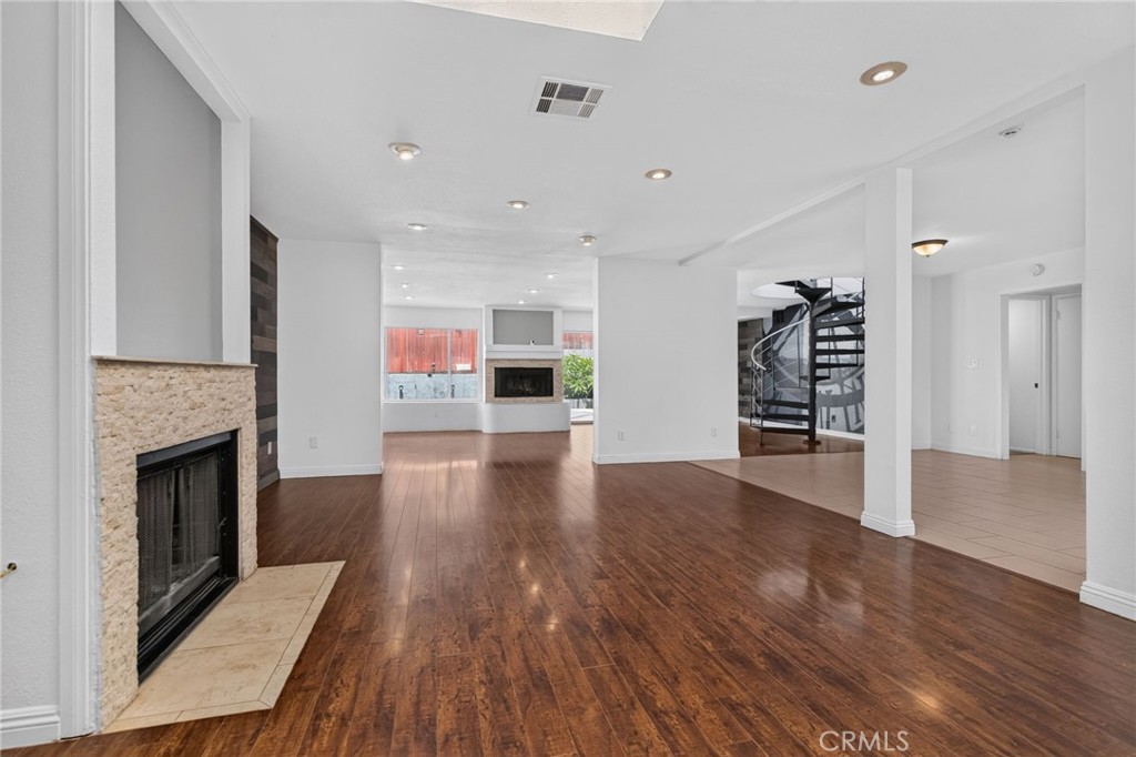 11610 Cornell