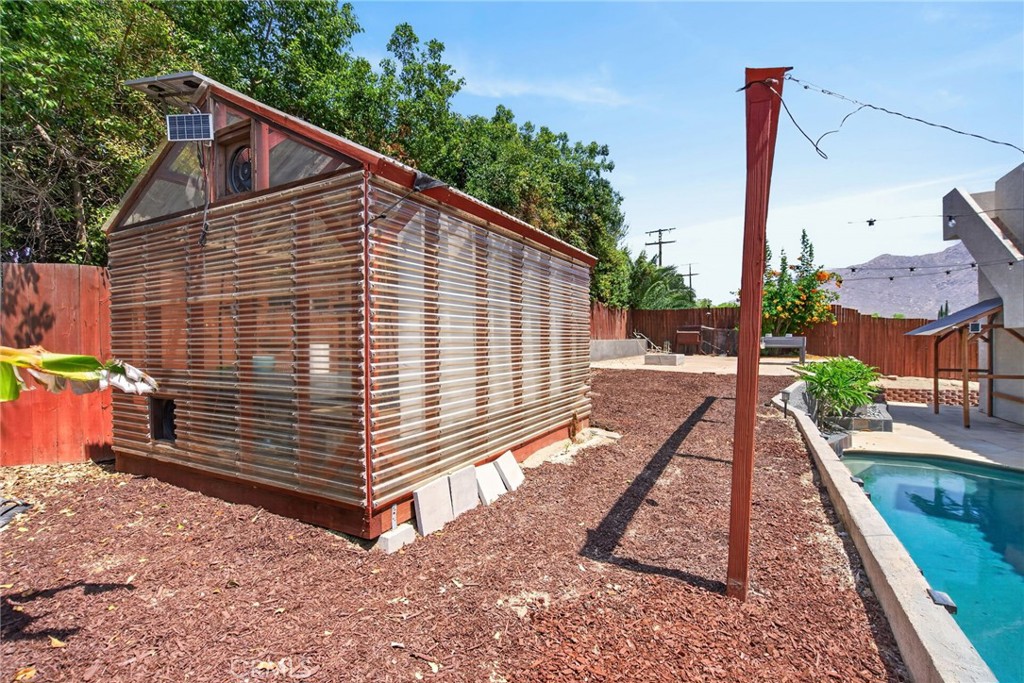 11610 Cornell