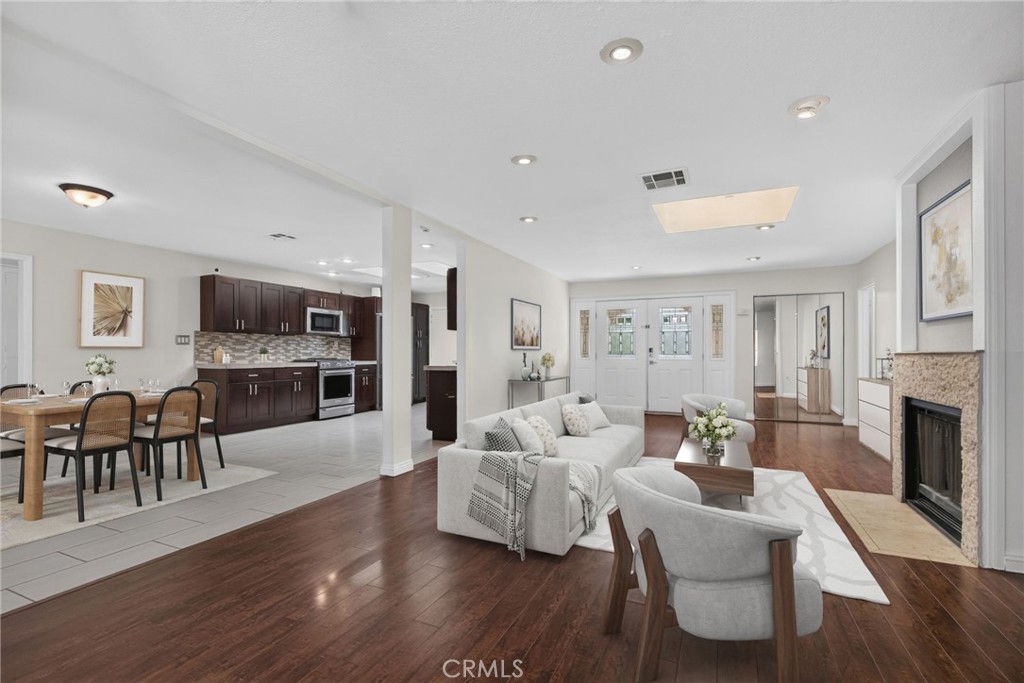 11610 Cornell