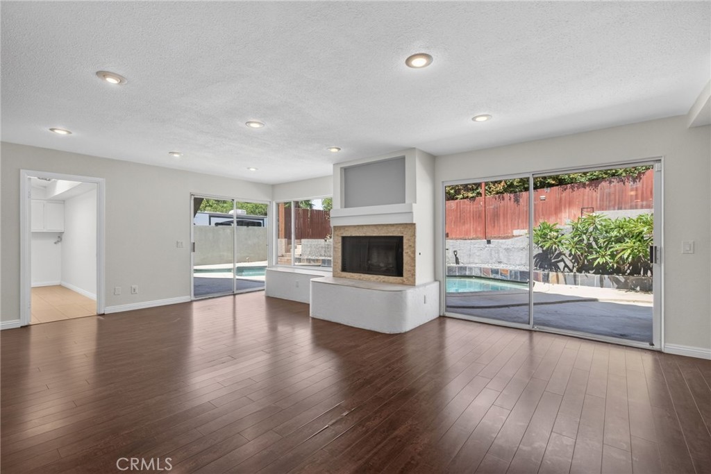 11610 Cornell