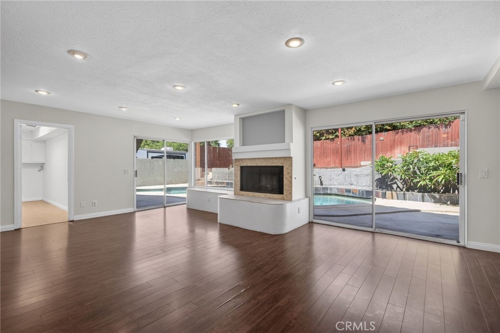 11610 Cornell