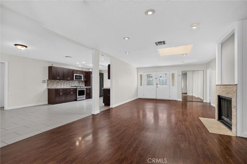 11610 Cornell