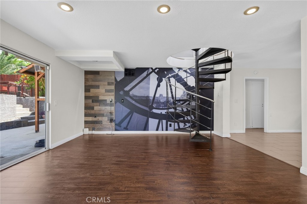 11610 Cornell