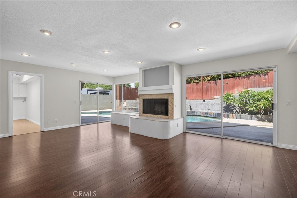11610 Cornell