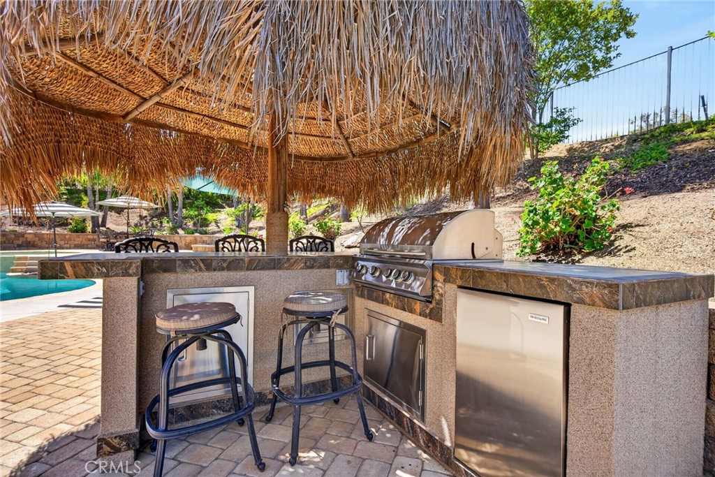 1268 Las Ventanas