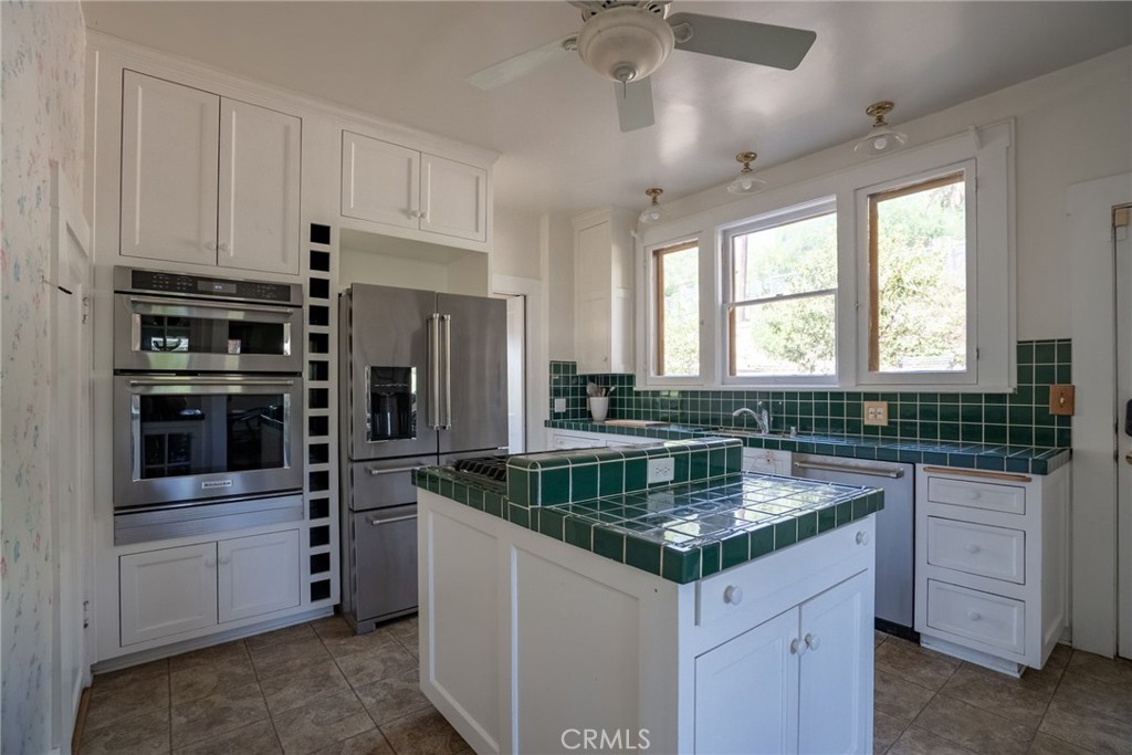 3811 Mount Rubidoux