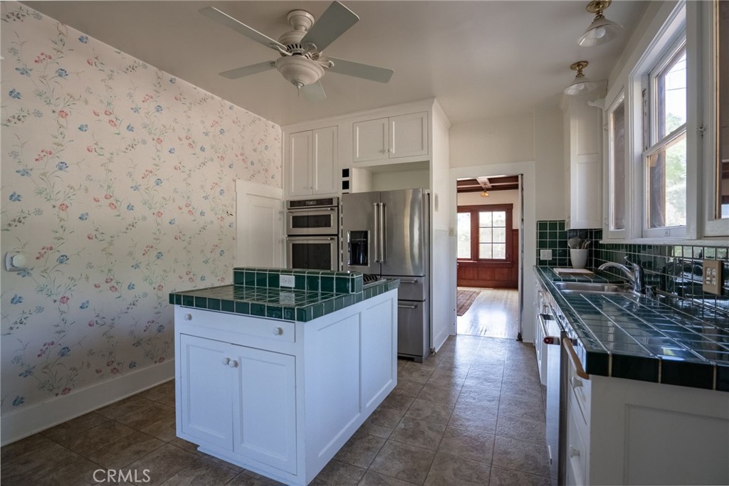 3811 Mount Rubidoux