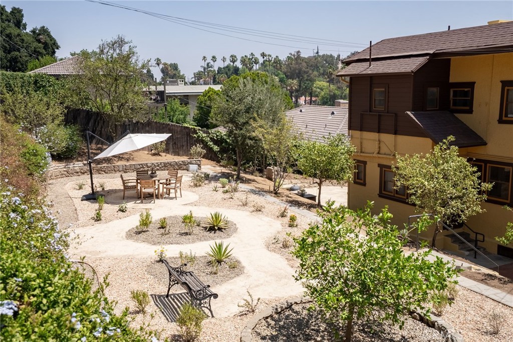 3811 Mount Rubidoux