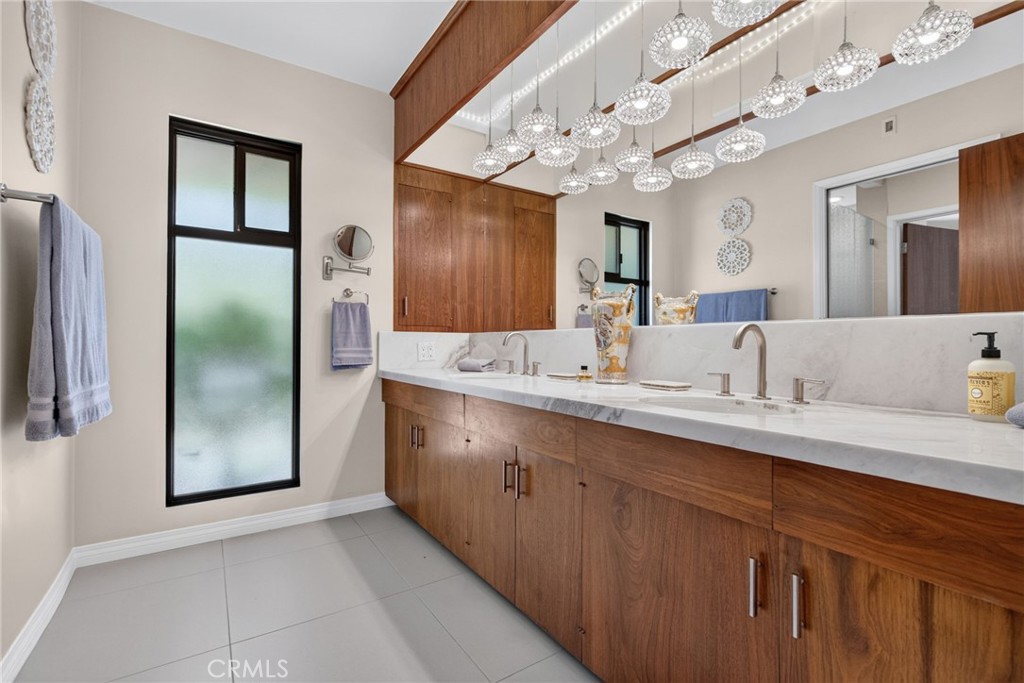 5931 Copperfield