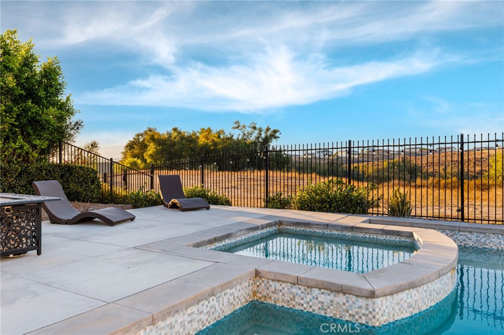 7876 Arroyo Vista Court
