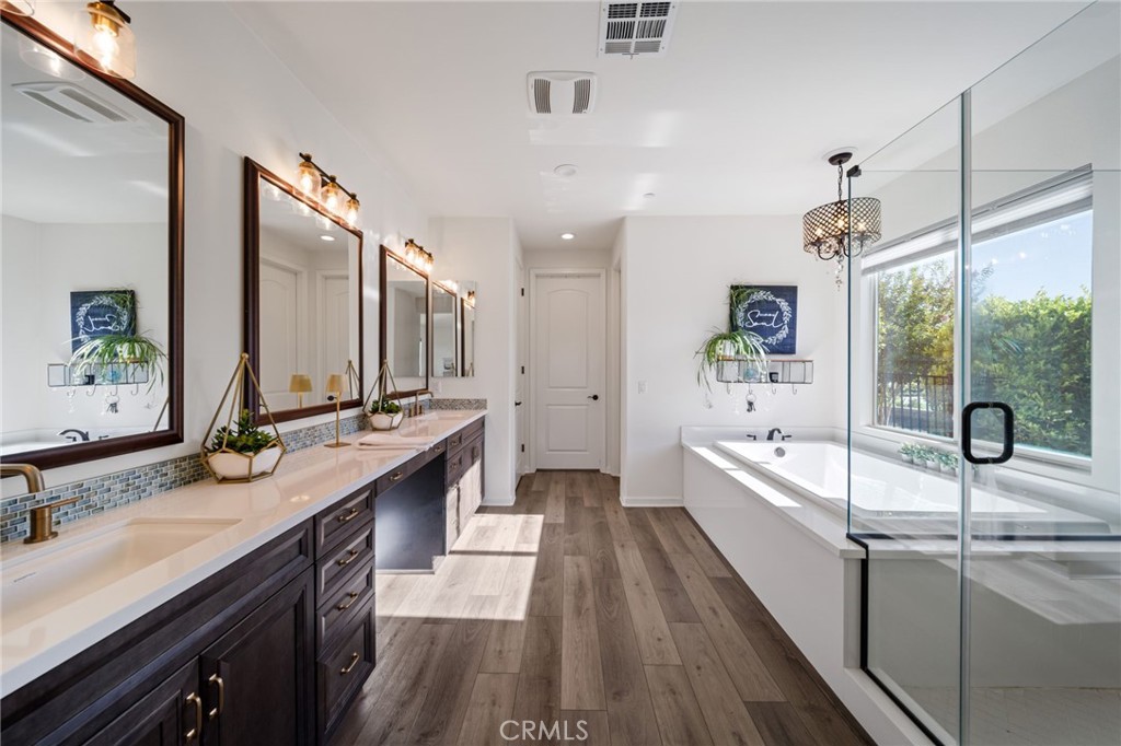 7876 Arroyo Vista Court