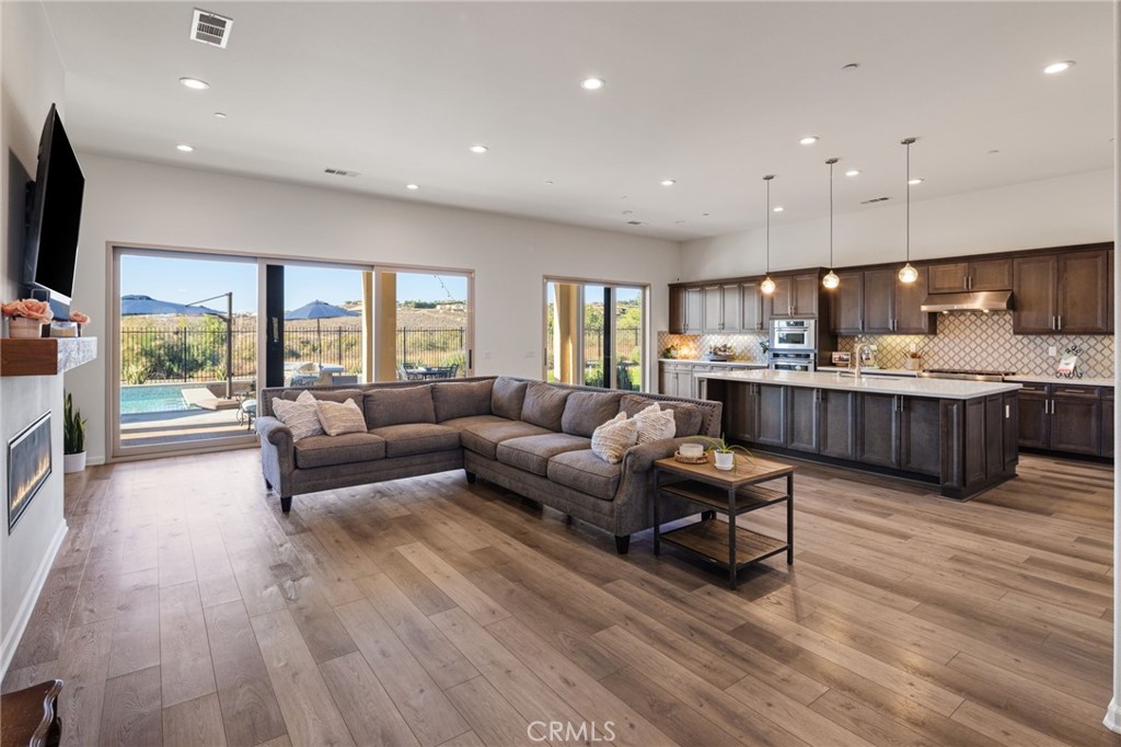 7876 Arroyo Vista Court