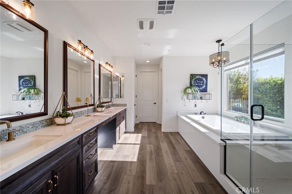 7876 Arroyo Vista Court