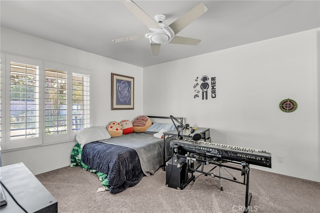 2110 Hathaway
