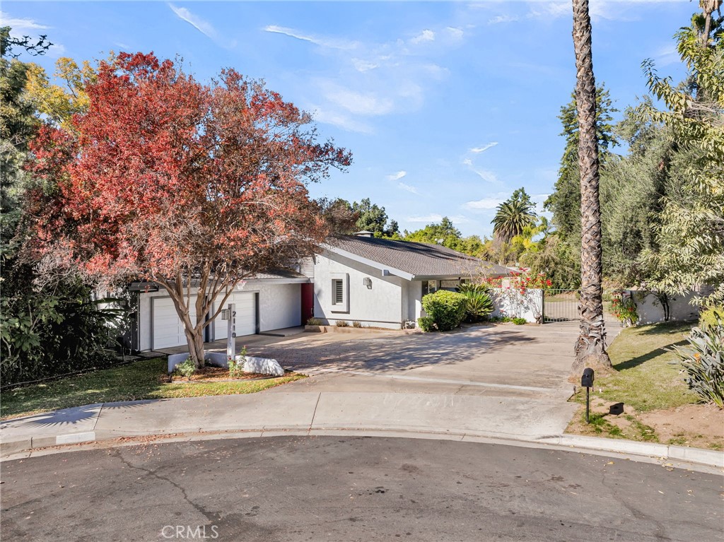 2110 Hathaway