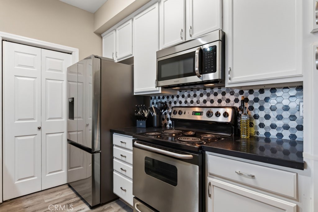 375 Central 182