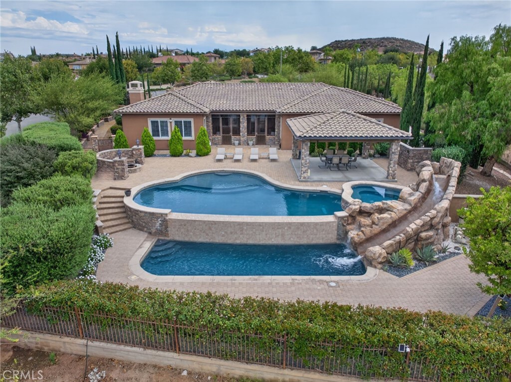 540 Mountain House