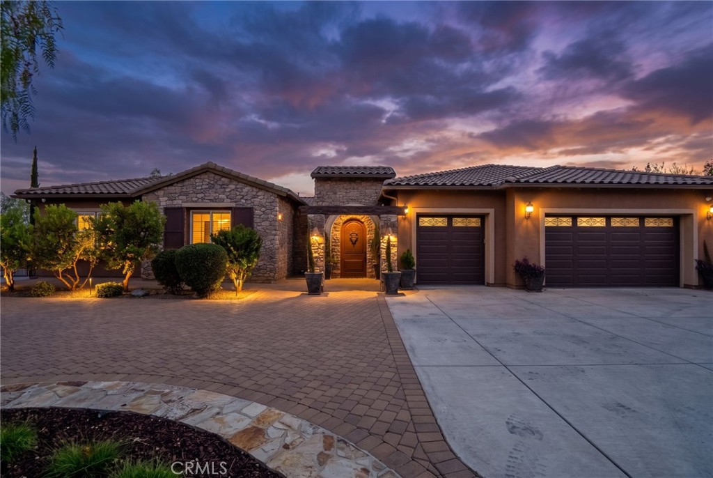 540 Mountain House