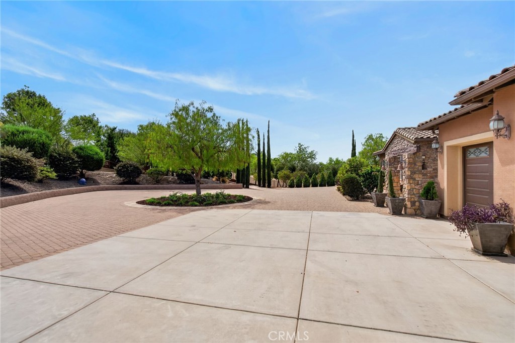 540 Mountain House