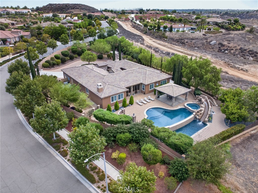 540 Mountain House