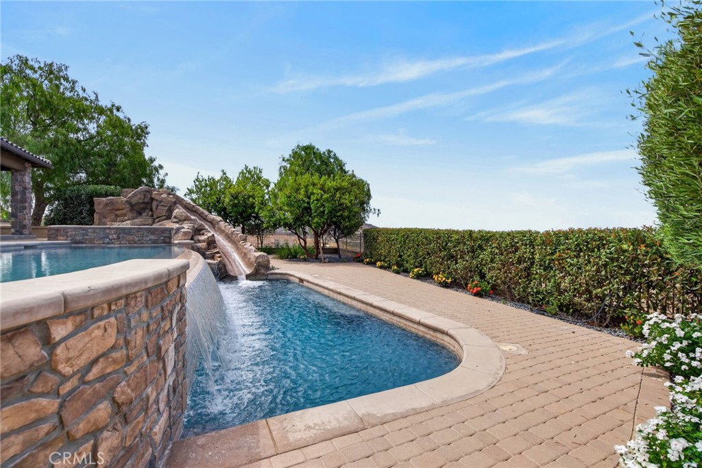 540 Mountain House