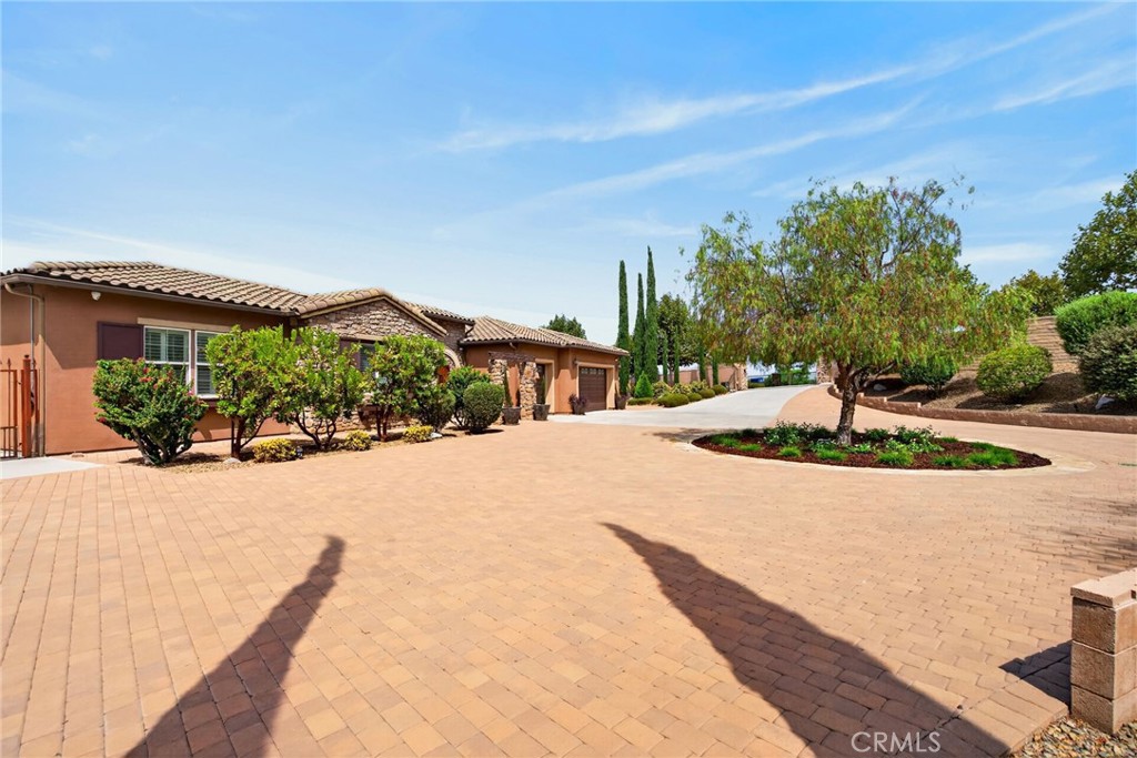 540 Mountain House