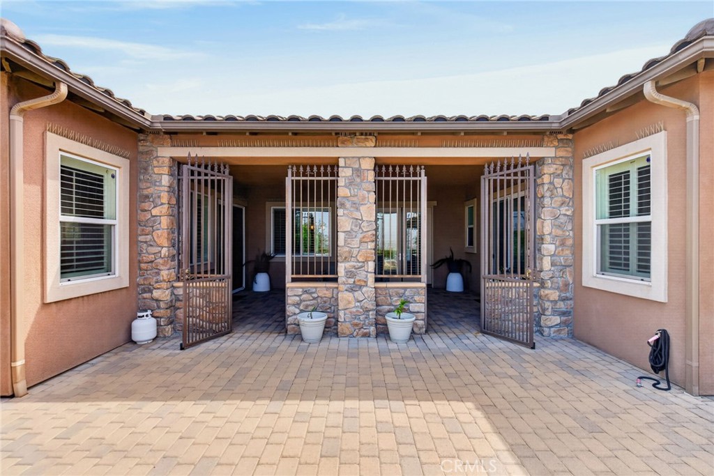 540 Mountain House