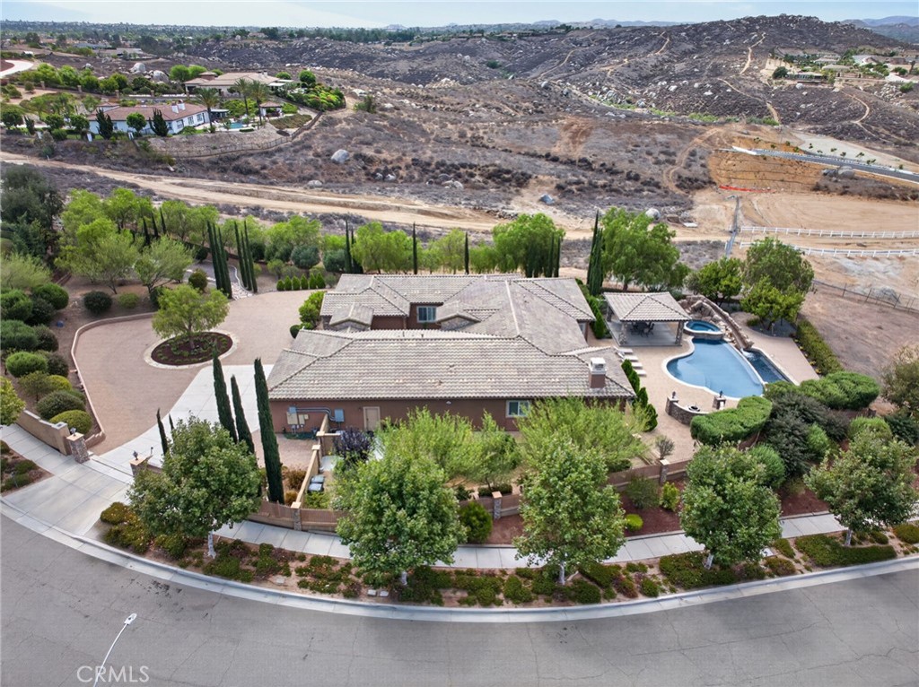 540 Mountain House