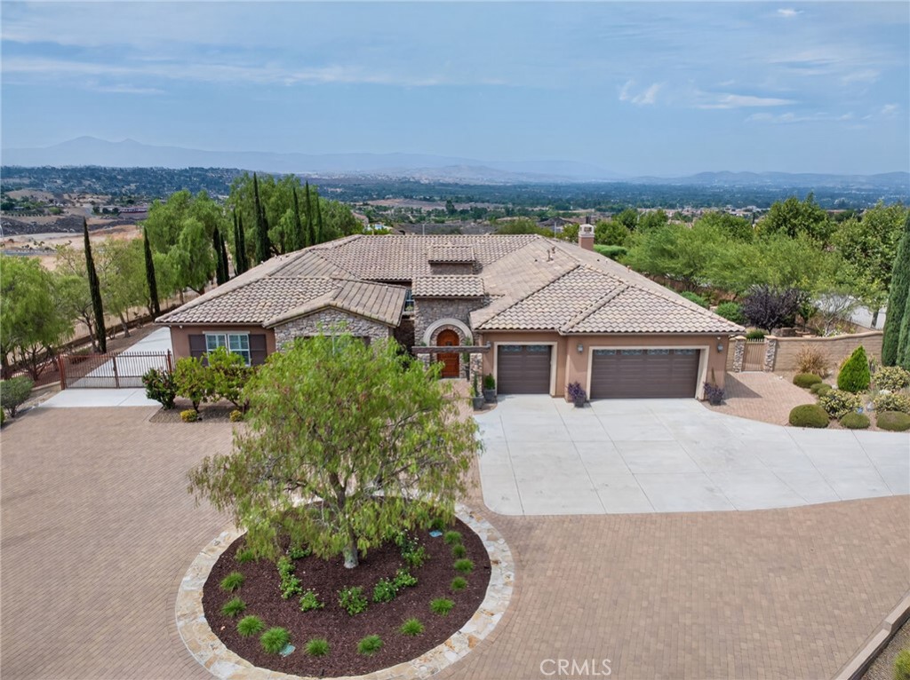 540 Mountain House