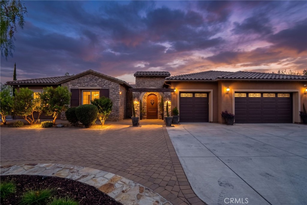 540 Mountain House