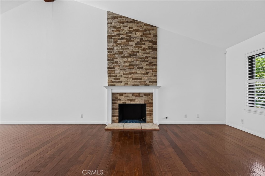 2182 Ranchwood