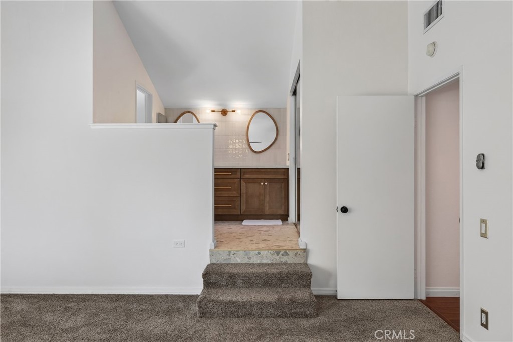 2182 Ranchwood
