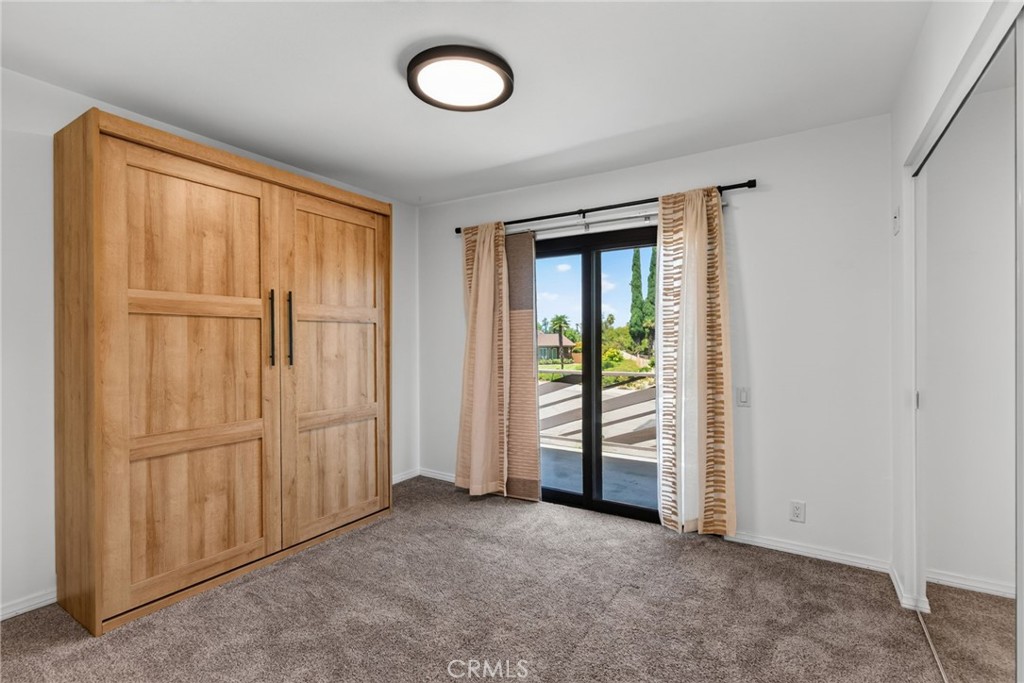 2182 Ranchwood