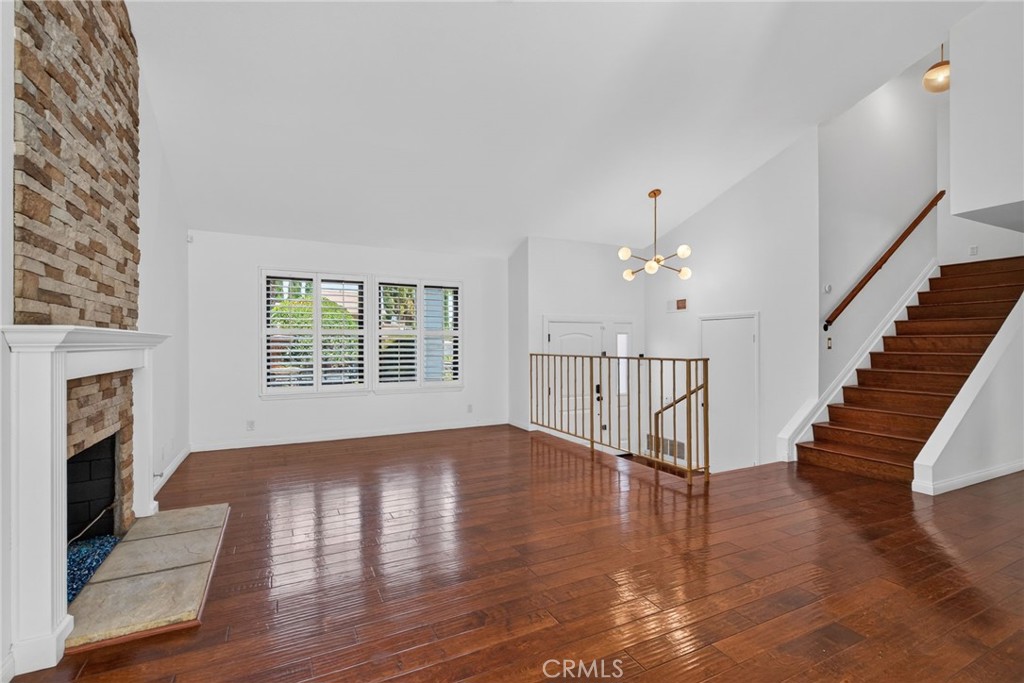 2182 Ranchwood