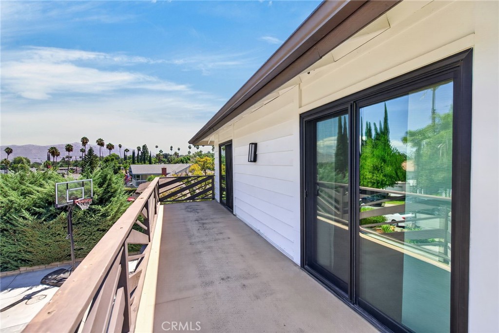 2182 Ranchwood
