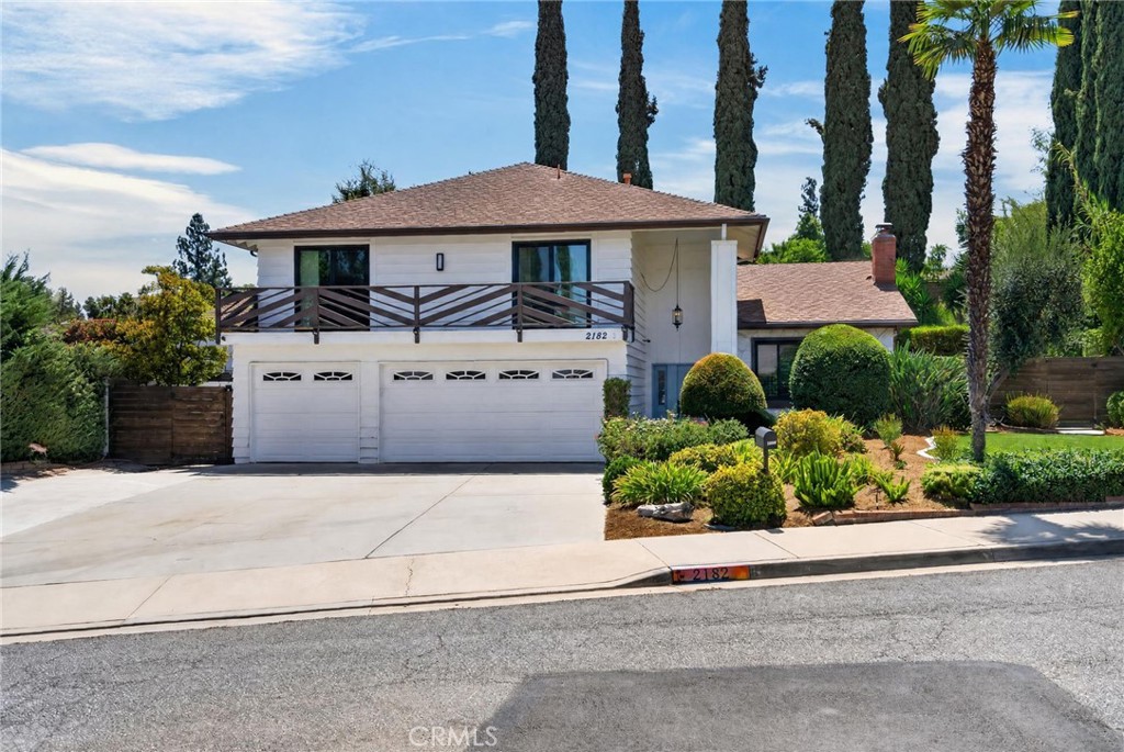 2182 Ranchwood