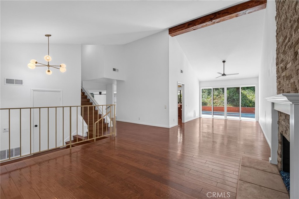 2182 Ranchwood
