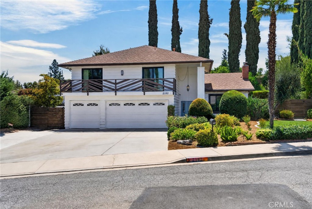 2182 Ranchwood