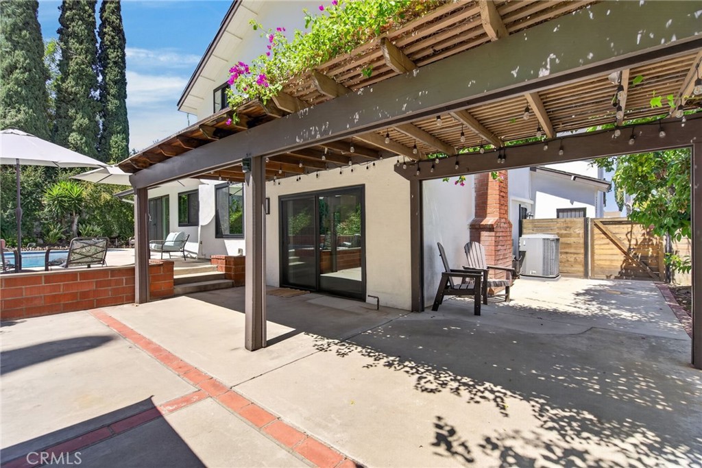 2182 Ranchwood