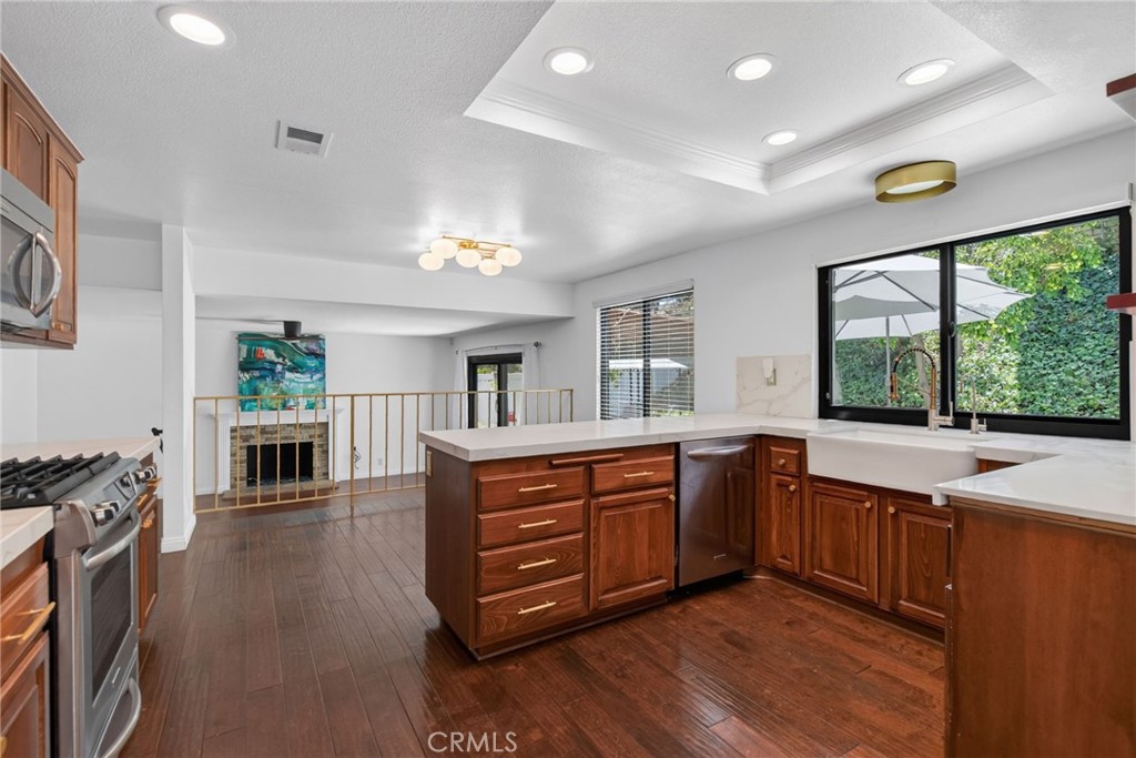 2182 Ranchwood