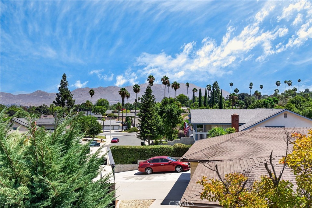 2182 Ranchwood