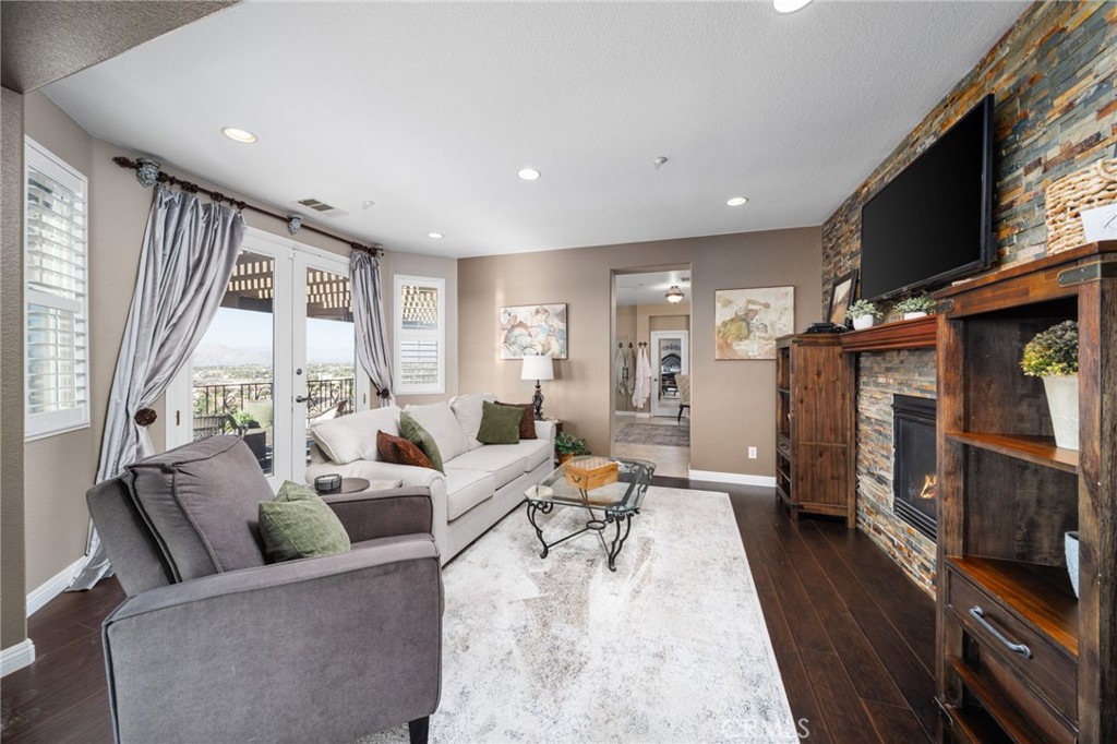 18664 Lemonwood Ln
