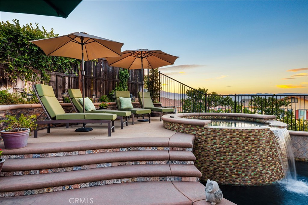 18664 Lemonwood Ln